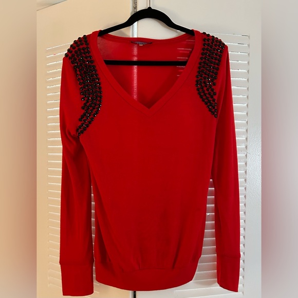 Red V-neck Sugarlips sweater with black beading, soft and lightweight, size L - Picture 1 of 3